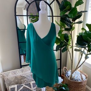 BEBE XS green dress